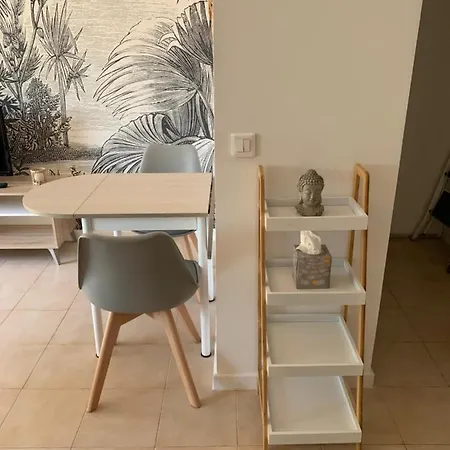 Joli Avec Piscine